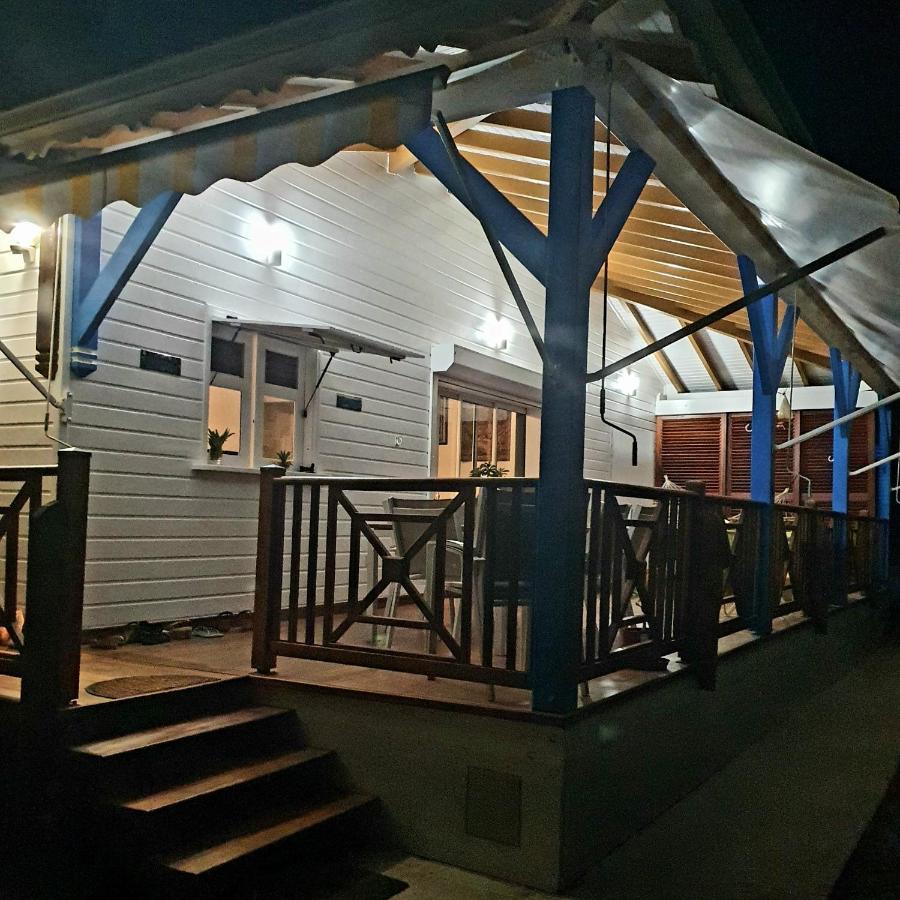 Deux Chambres Et Deux Salles De Bain Dans La Maison De Michelle L'Amirade Grande Anse  Εξωτερικό φωτογραφία